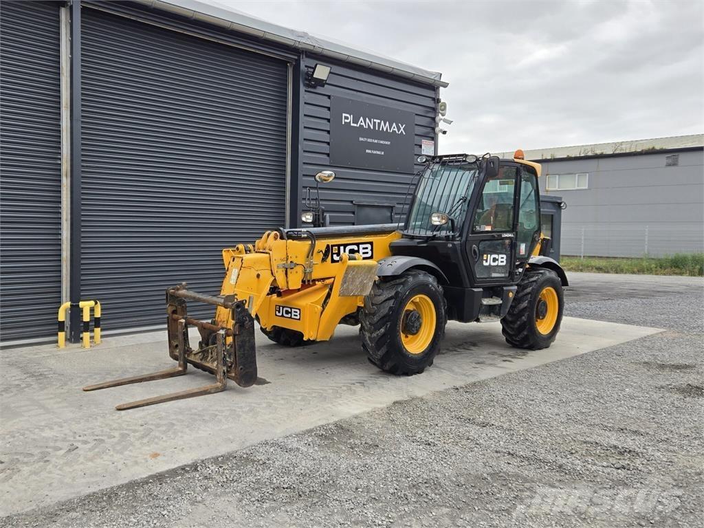 JCB 535-140 Телескопічні навантажувачі