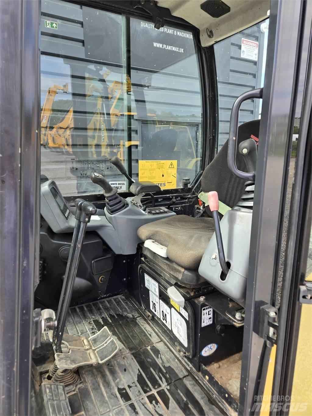 Yanmar SV26 Міні-екскаватори < 7т