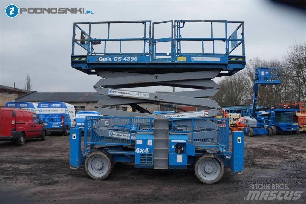 Genie 4390 Підйомники-ножиці
