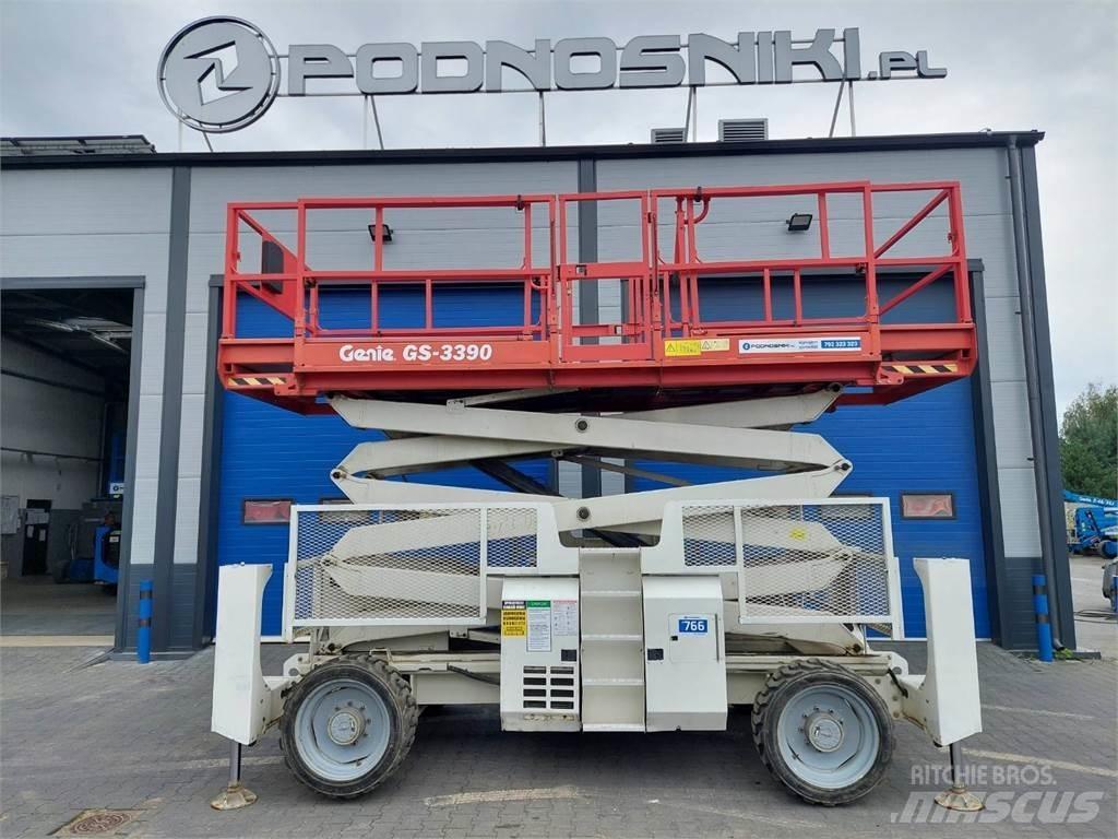 Genie GS-3390 Підйомники-ножиці
