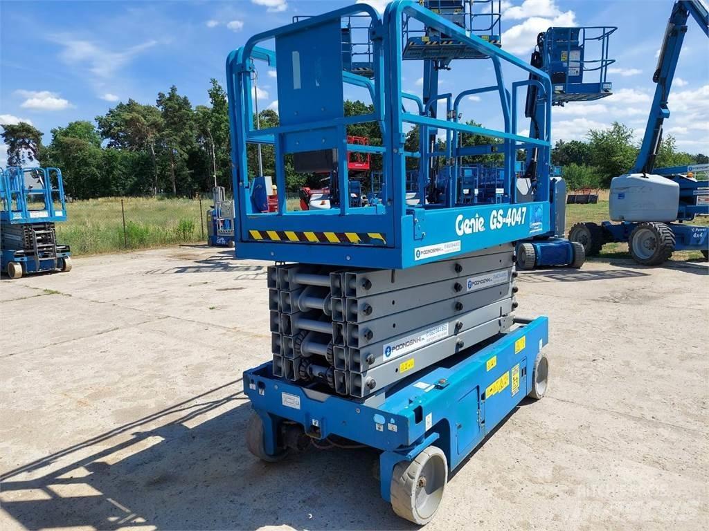 Genie GS-4047 Підйомники-ножиці