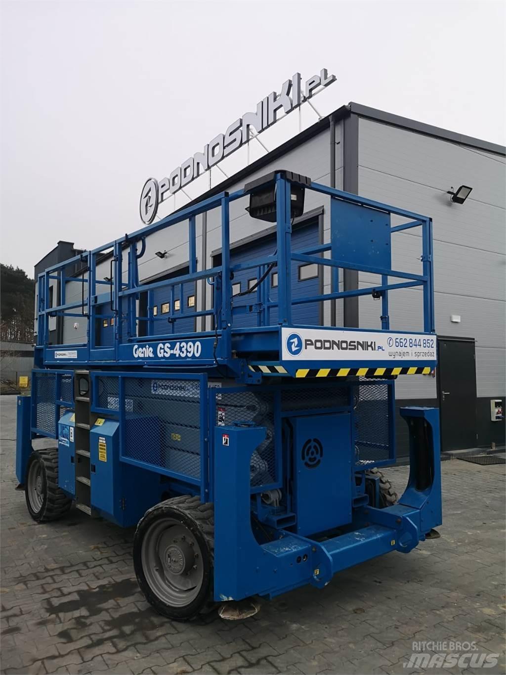 Genie GS-4390 Підйомники-ножиці