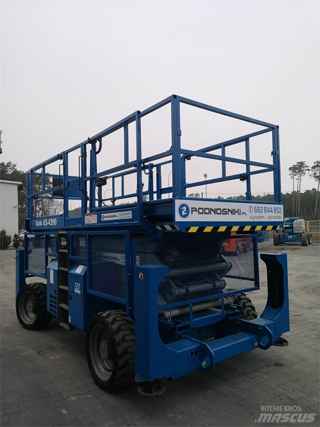 Genie GS-4390 Підйомники-ножиці