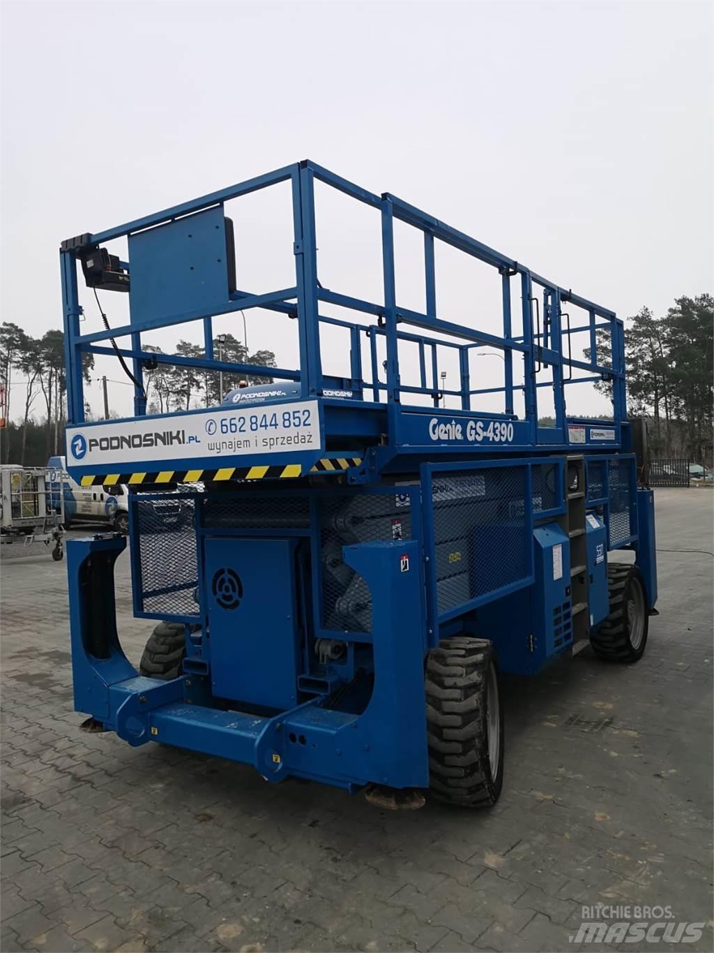 Genie GS-4390 Підйомники-ножиці