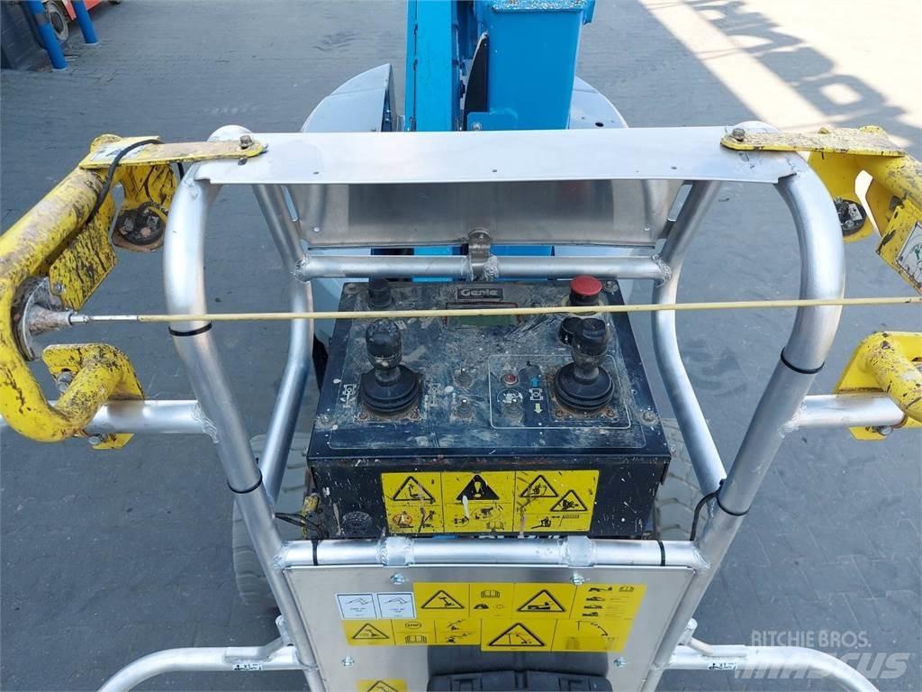 Genie Z-33/18 Колінчаті підйомники
