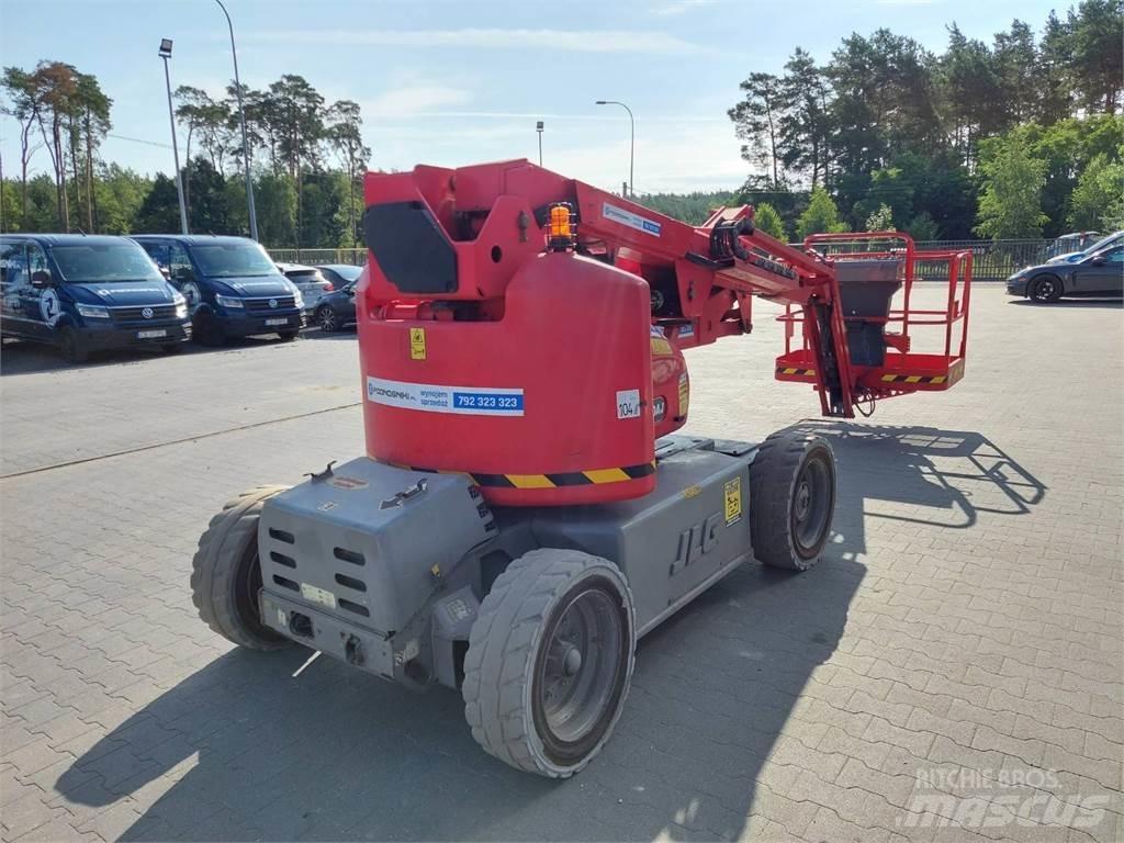 JLG M450AJ Колінчаті підйомники