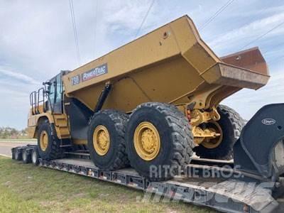 CAT 730-04 Зчленовані самоскиди