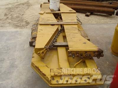 CAT 740 Tailgate Інше обладнання