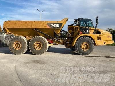 CAT 740B Зчленовані самоскиди