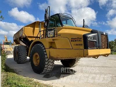 CAT 740B Зчленовані самоскиди