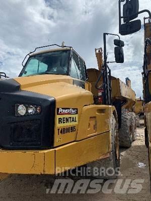 CAT 740B Зчленовані самоскиди