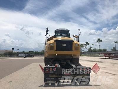CAT 745C Зчленовані самоскиди