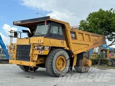 CAT 775E Кар`єрні самоскиди
