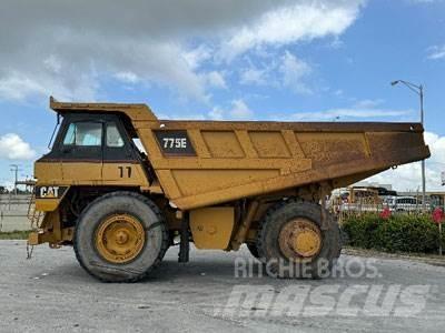 CAT 775E Кар`єрні самоскиди