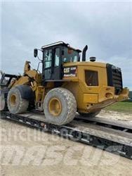 CAT 938M Фронтальні навантажувачі