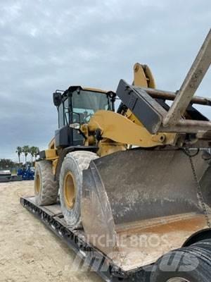 CAT 938M Фронтальні навантажувачі
