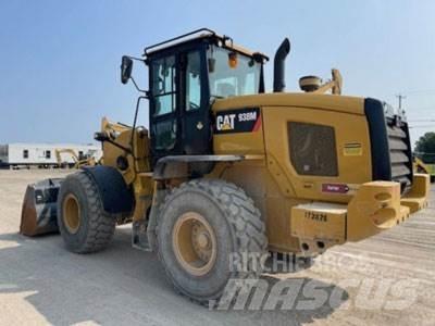 CAT 938M Фронтальні навантажувачі