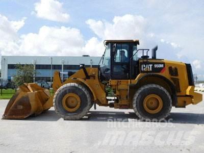 CAT 950M Фронтальні навантажувачі