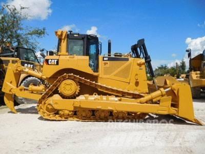 CAT D8T Гусеничні бульдозери