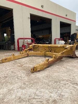 CAT D8T Angle Blade Інше обладнання