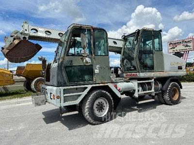 Gradall XL3100 Колісні екскаватори