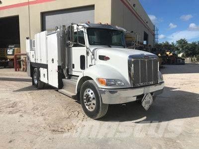 Peterbilt 537 4X2 - NEW Вантажівки / спеціальні