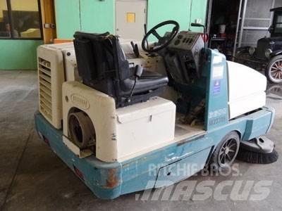 Tennant 6600LP Підмітальні машини