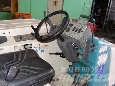 Tennant 6600LP Підмітальні машини