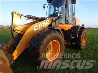 CASE 721G Фронтальні навантажувачі
