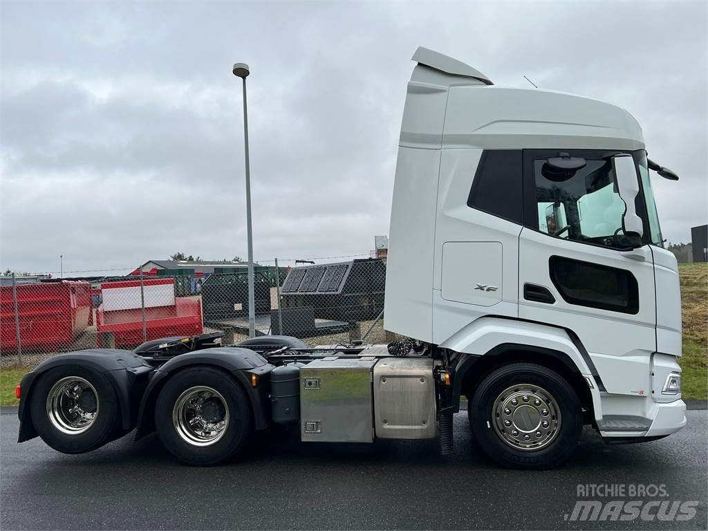 DAF XF530 FTS 6x2 Тягачі