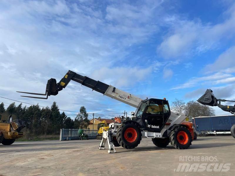 Bobcat T40170 Телескопічні навантажувачі