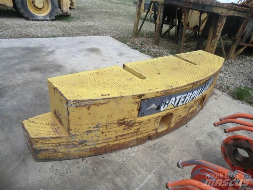 CAT 231D Шасі