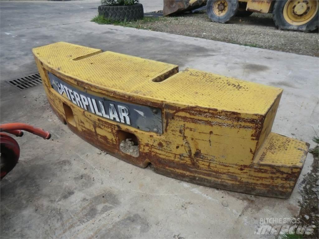 CAT 231D Шасі