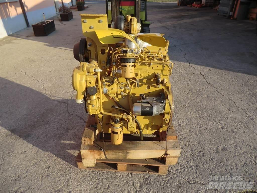 CAT 3054 Двигуни