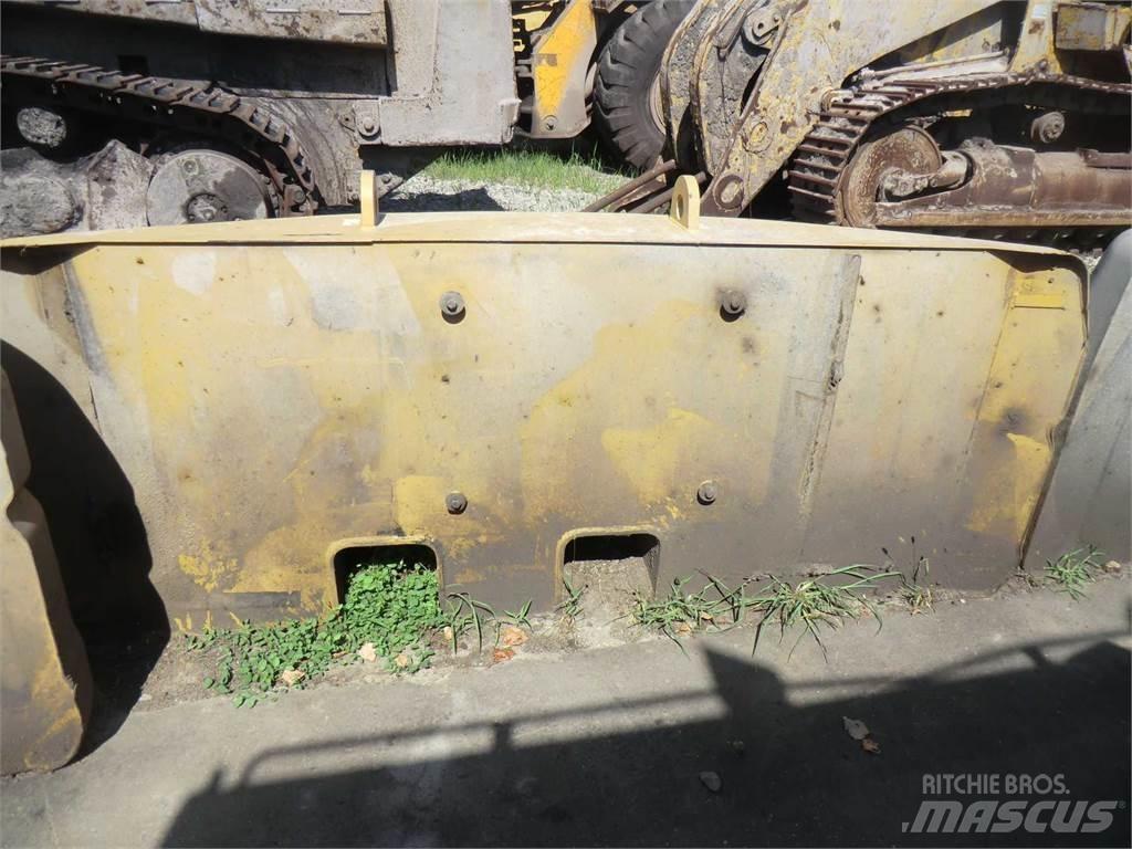 CAT 317B Шасі