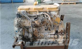CAT 3304 Двигуни