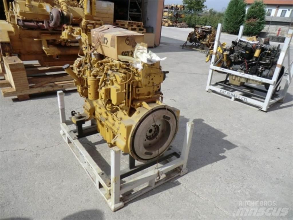CAT 3304 Двигуни
