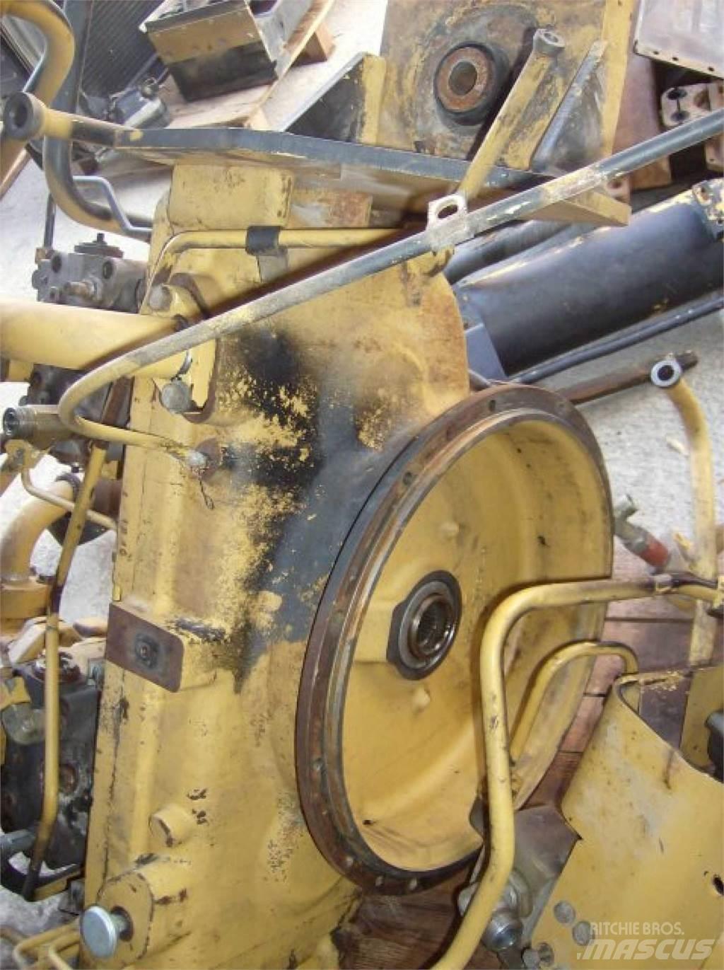 CAT 5080 Гусениці