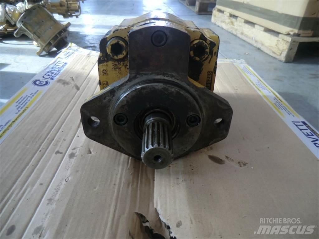 CAT 735 Будтехніка - Інші