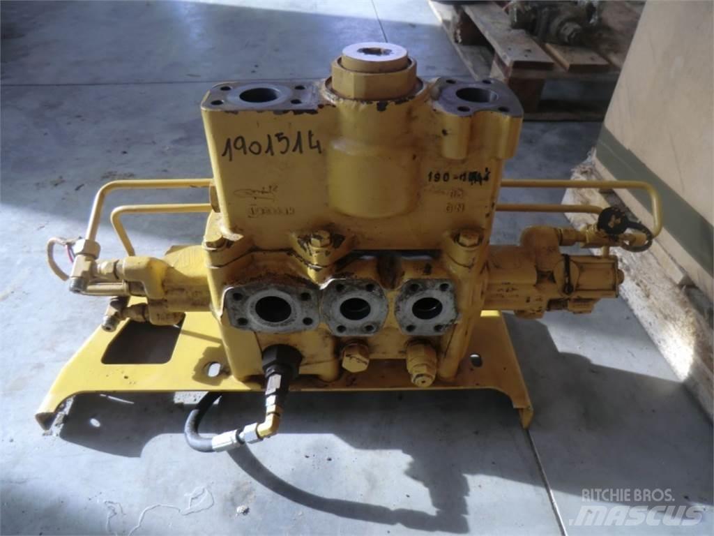 CAT 735 Будтехніка - Інші