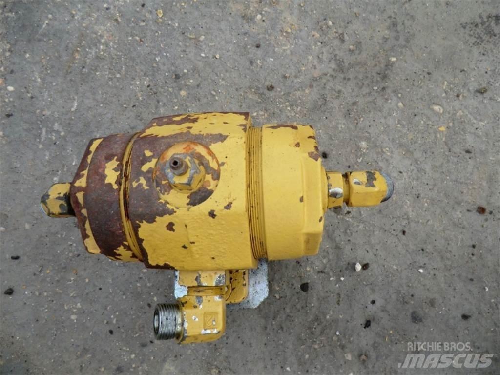 CAT 735 Будтехніка - Інші