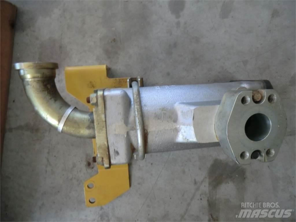 CAT 735 Шасі