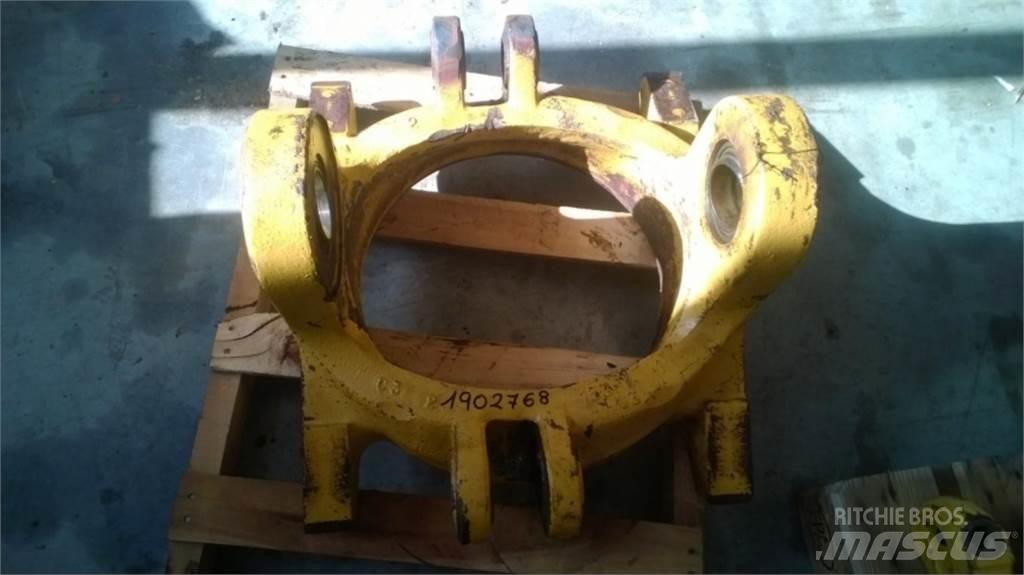 CAT 735 Шасі