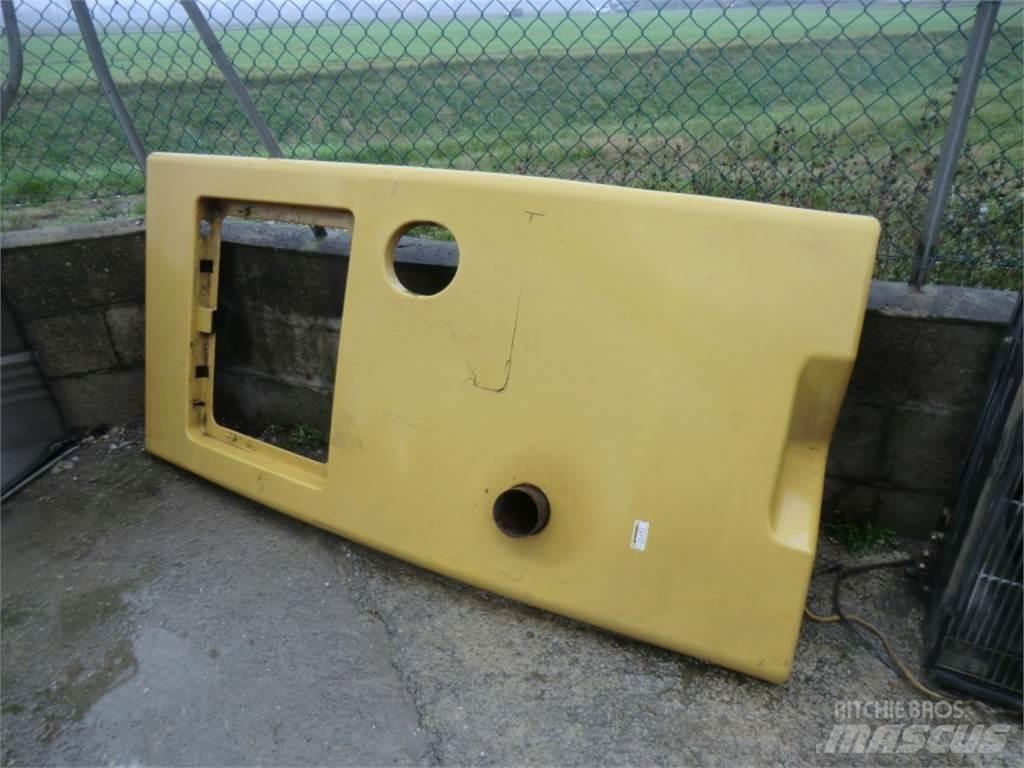 CAT 928G Шасі
