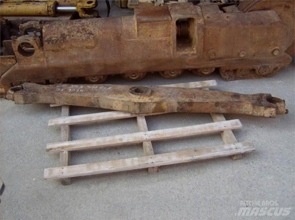CAT 953 Гусениці