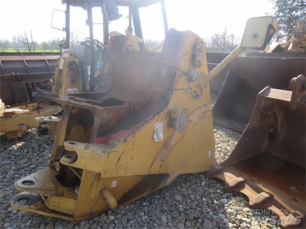 CAT 962H Шасі