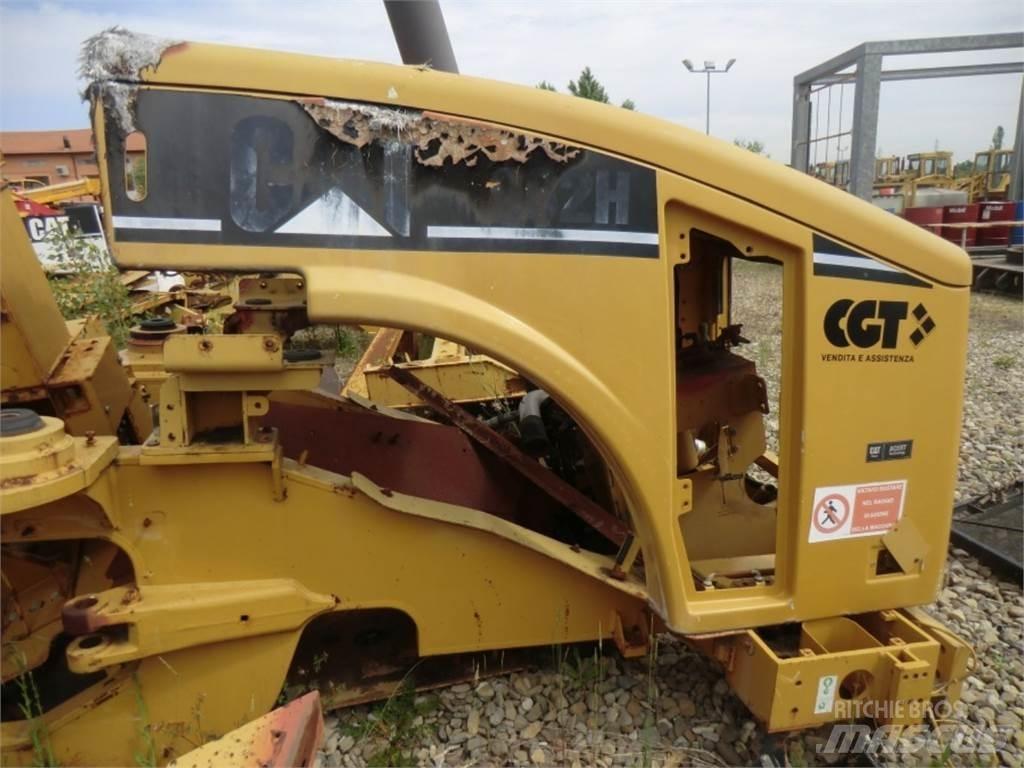 CAT 962H Шасі
