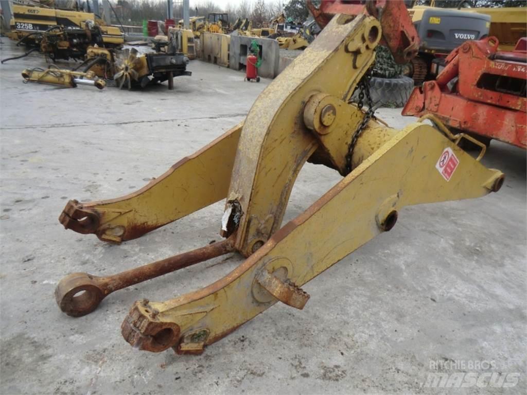 CAT 963C Шасі