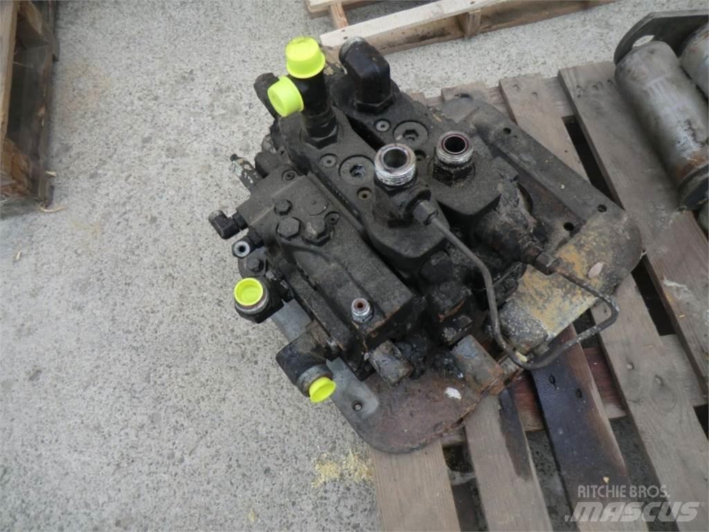 CAT 963D Будтехніка - Інші