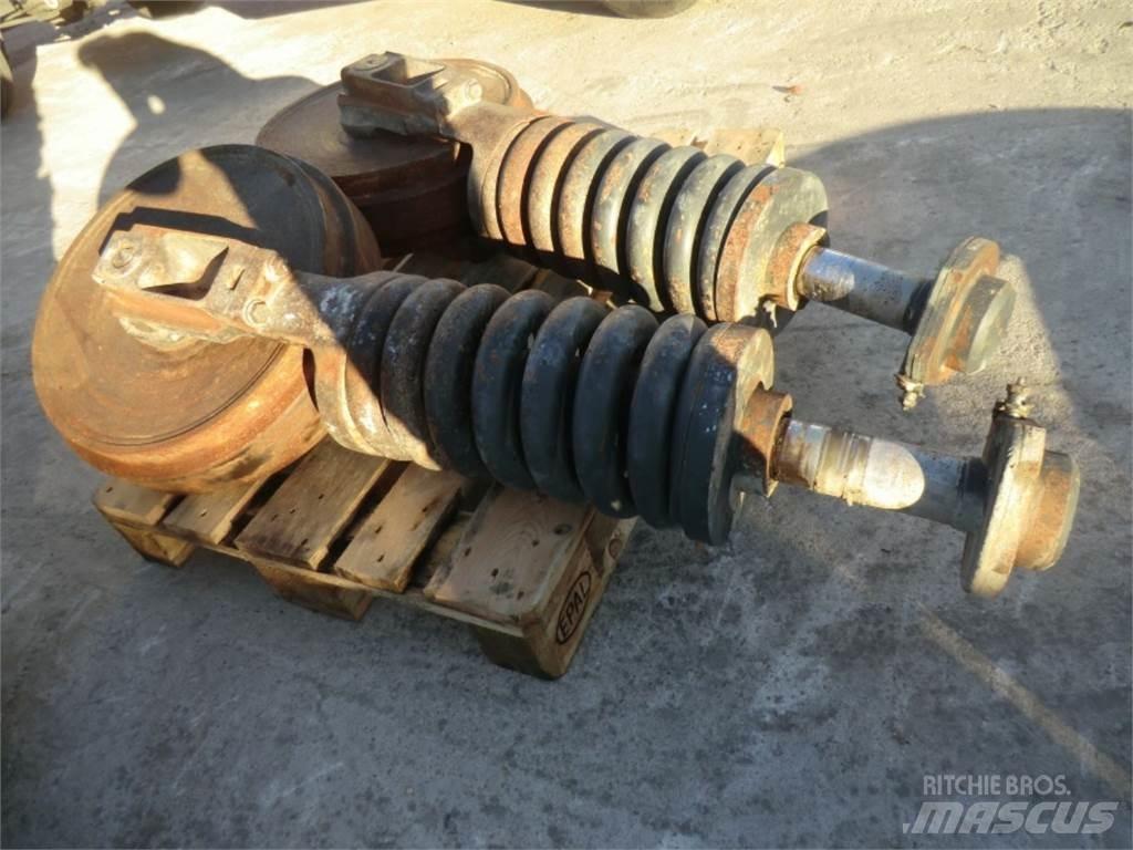 CAT 988F Шасі